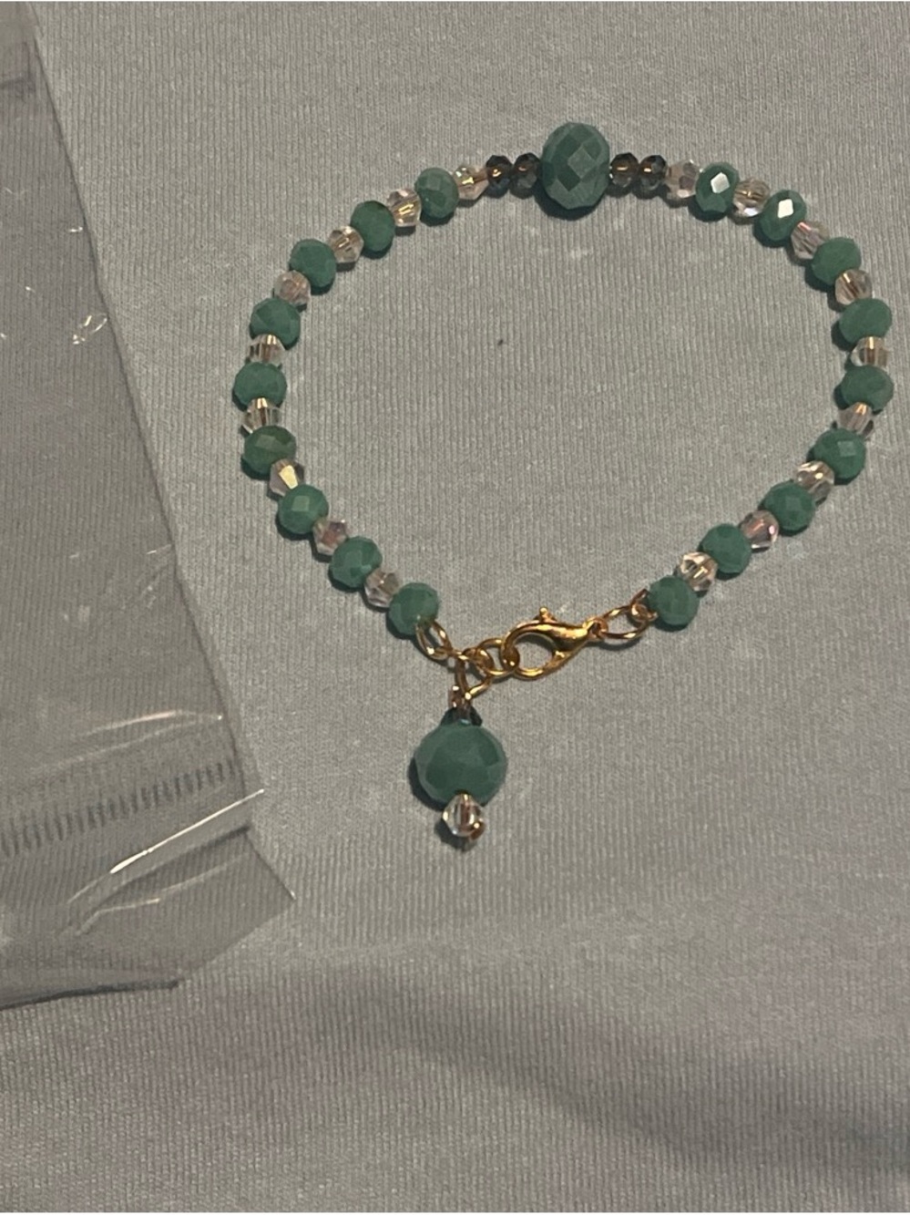 Green Beaded Bracelet with Gold Clasp